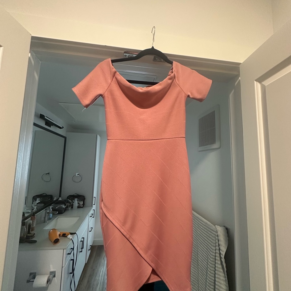 Elegant Blush Pink Bodycon Dress